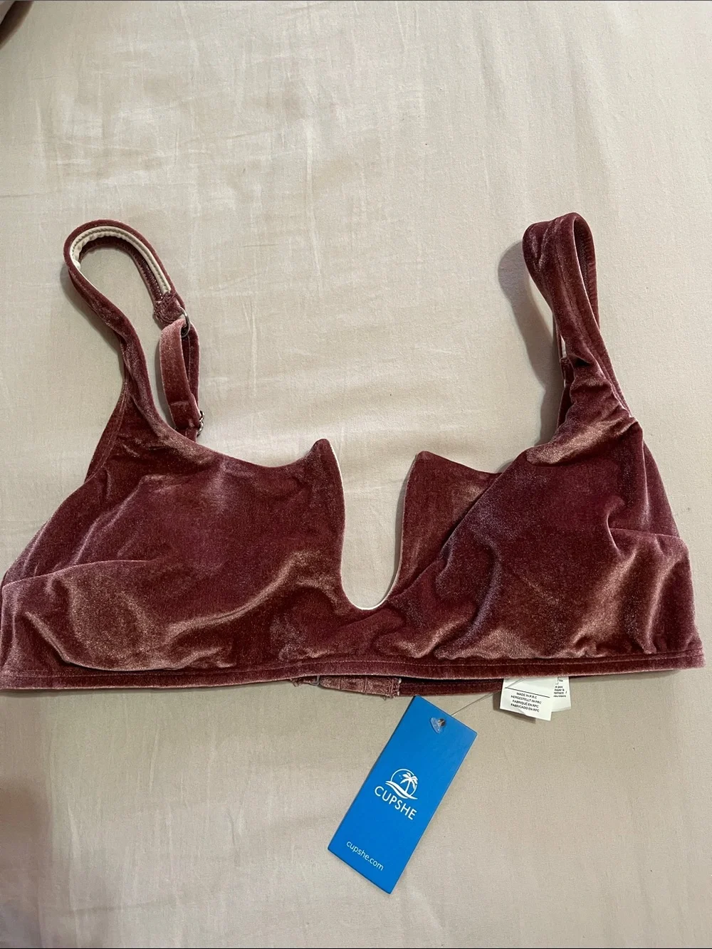 Cupshe soft velvet